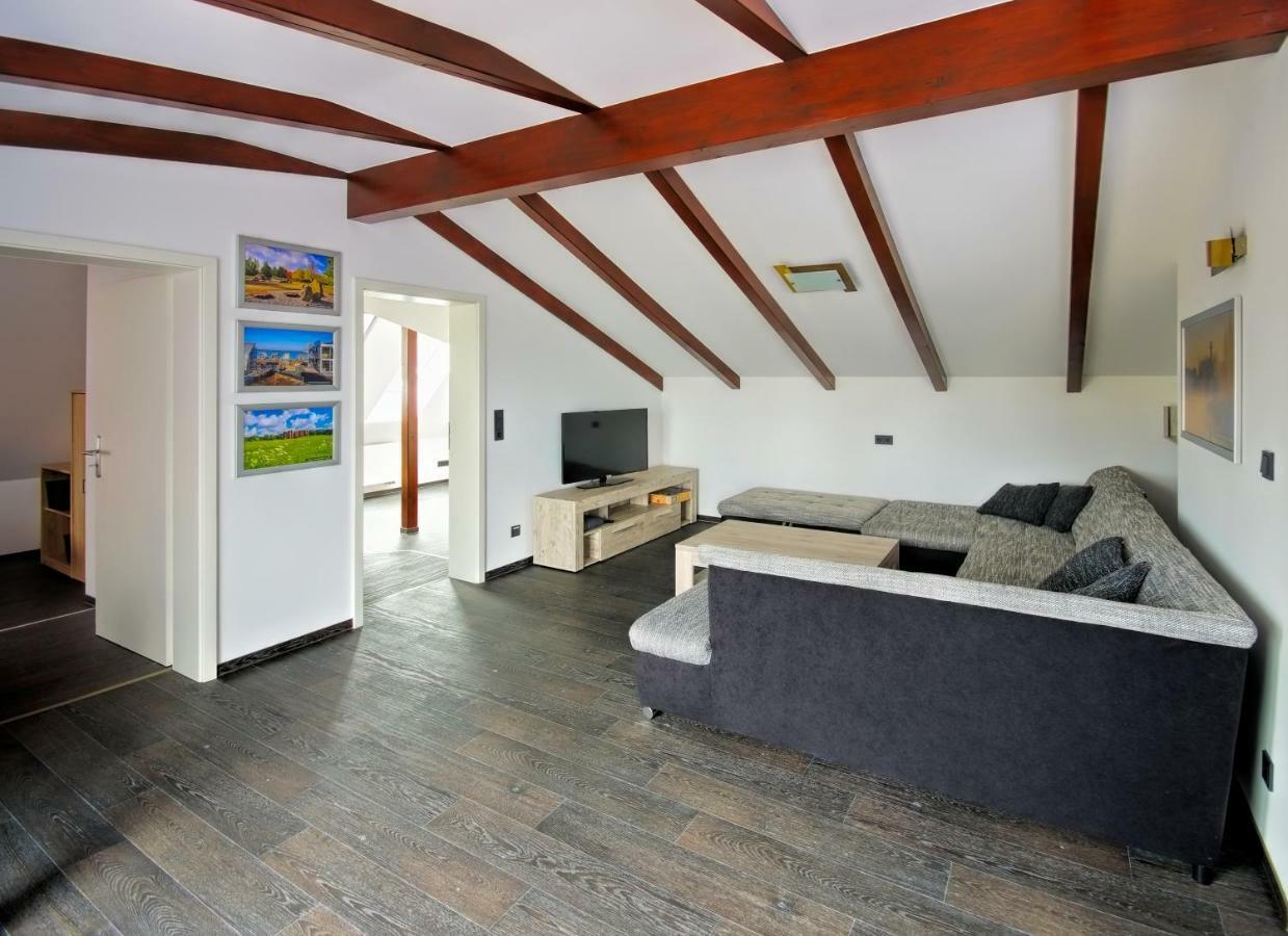 Ferienwohnung Lausitzer Seenland Tom Grossraeschen Extérieur photo