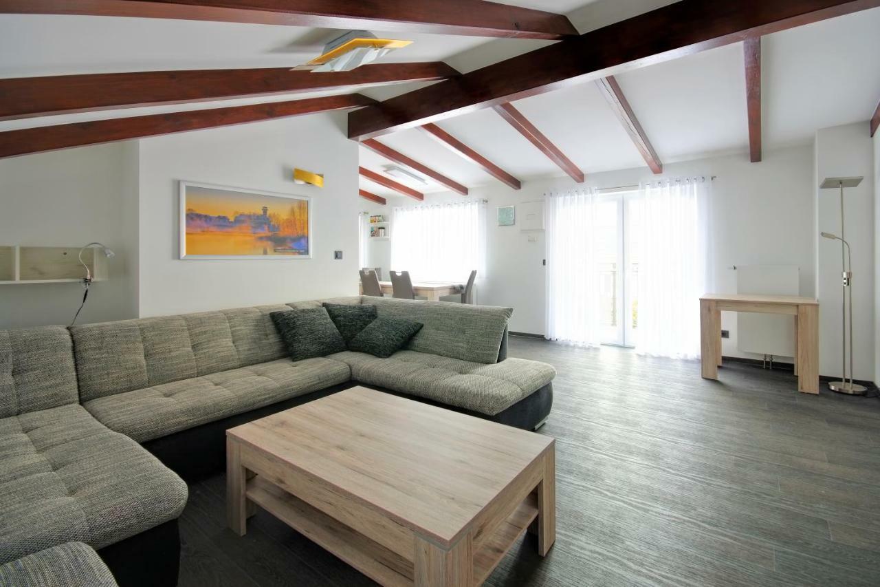 Ferienwohnung Lausitzer Seenland Tom Grossraeschen Extérieur photo